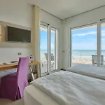 Отель Le Soleil 4*
