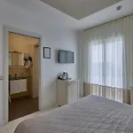 Le Soleil 4*