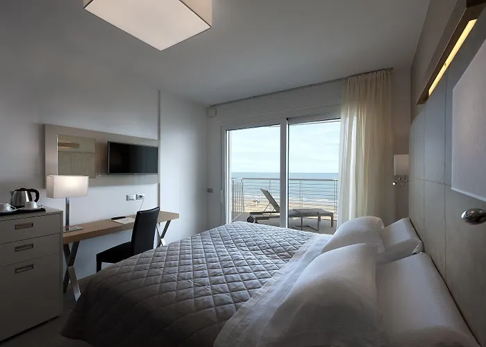 Le Soleil Hotel