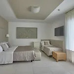 فندق Le Soleil ليدو دي يسولو