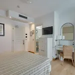 Le Soleil 4*