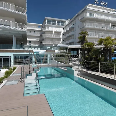Le Soleil Hotel