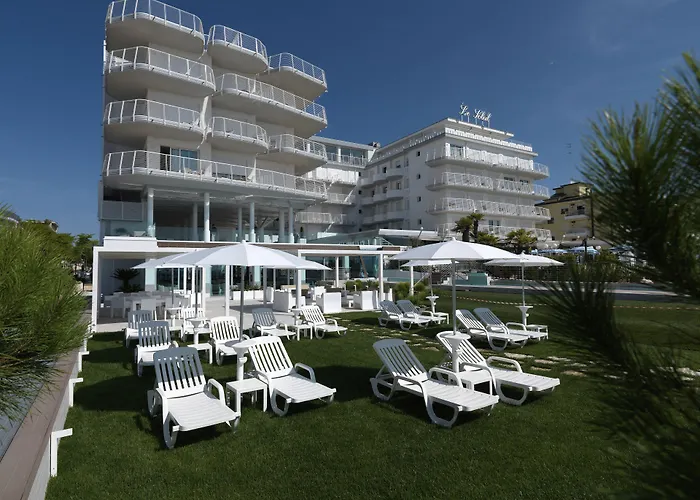 Le Soleil Hotel 4*