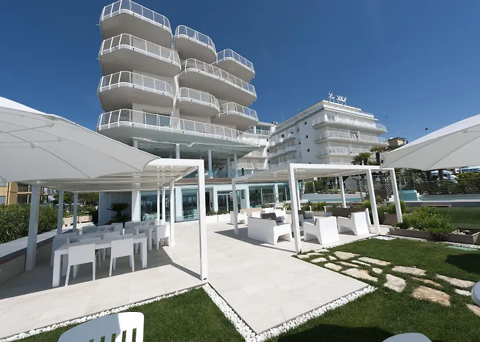 Le Soleil 4*