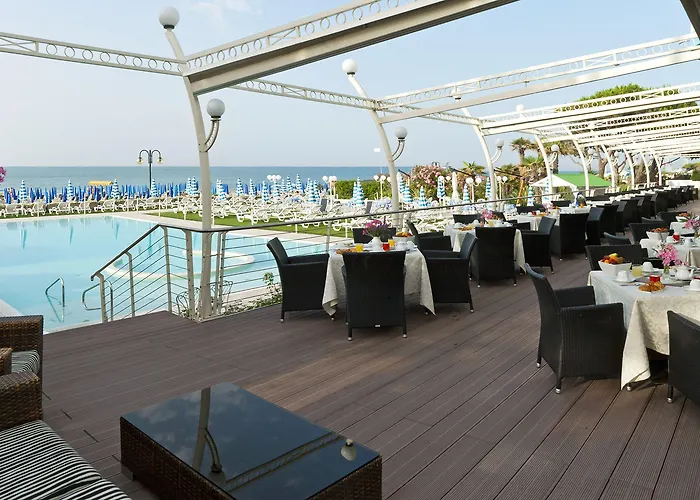 Le Soleil Hotel