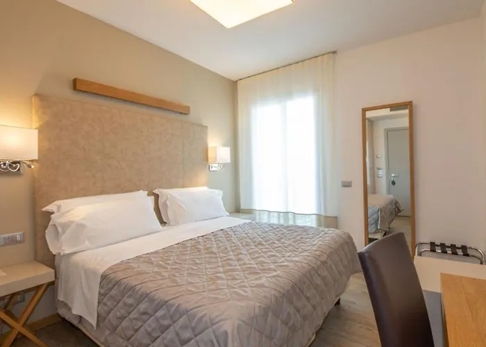 Le Soleil Hotel 4*