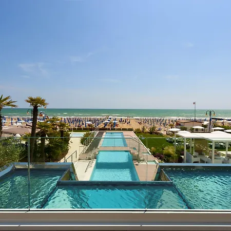 מלון Le Soleil 4*